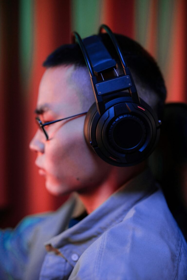 Por que seu fone "Gamer" 7.1 virtual é um lixo de marketing